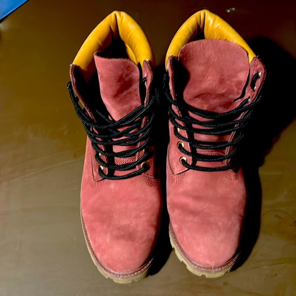 Size 12 men’s timberlands